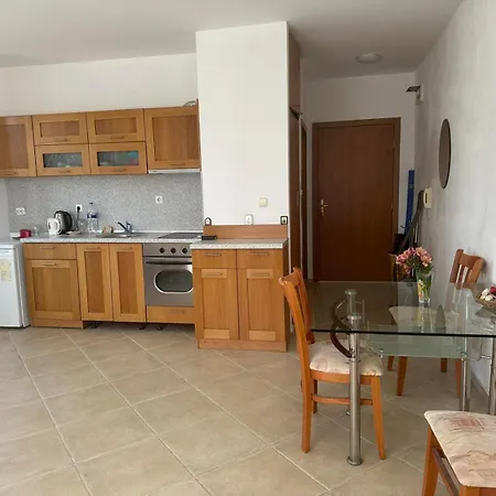 Apartamento под наем понтика *